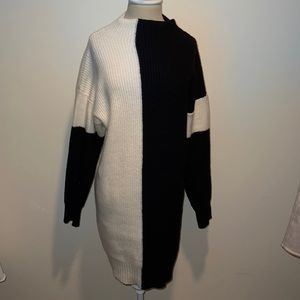 Saturday Sunday by Anthropologie Black & White Sweater Dress. Size Small.